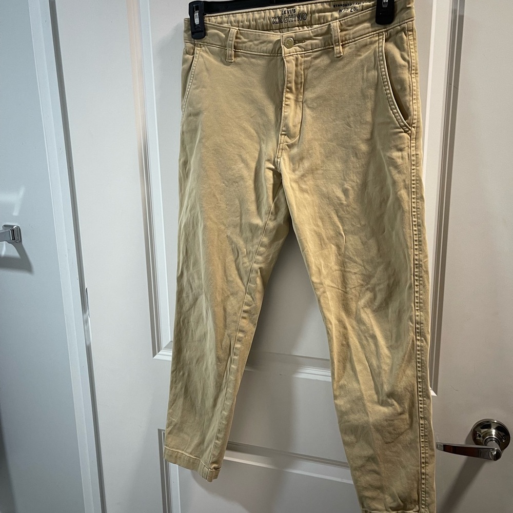 Levi's XX Chino Men's Chino Pants in Light Tan